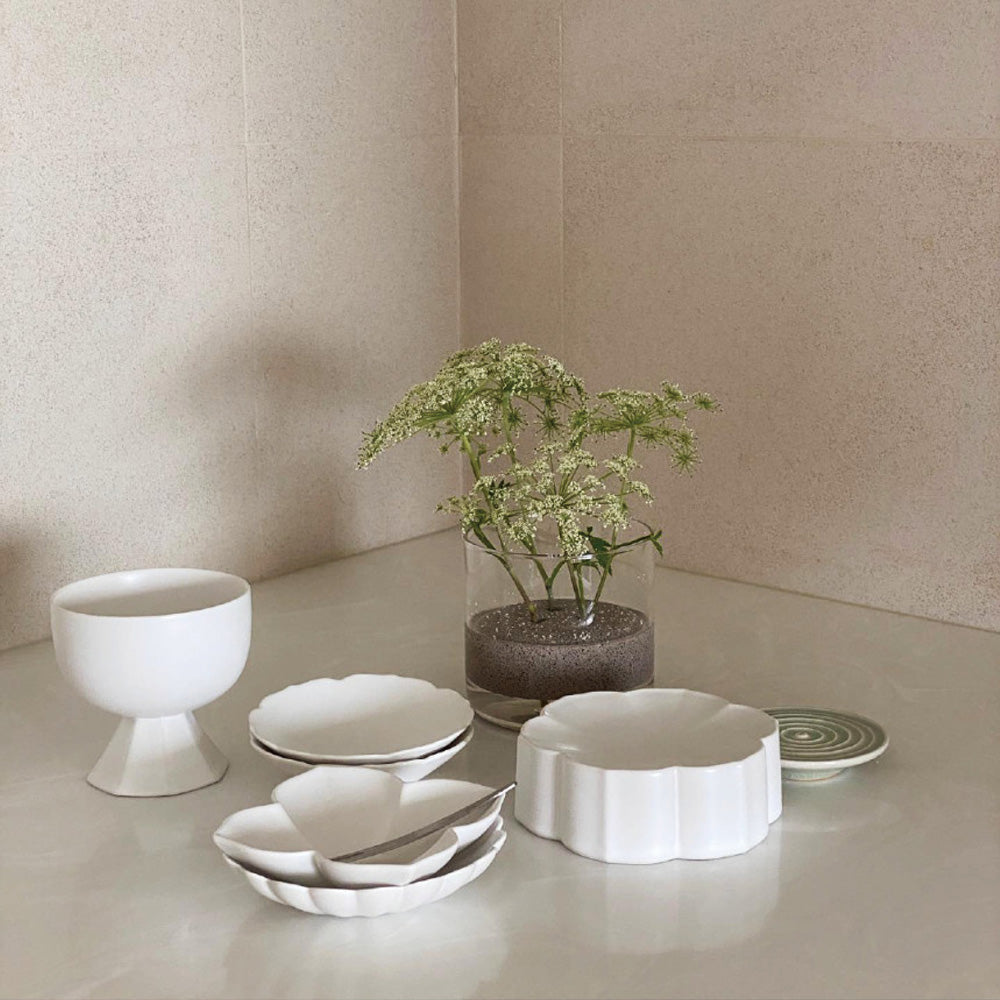 MUJAGI Korean Ceramic Dinnerware Flower Side Dish Plates Set
