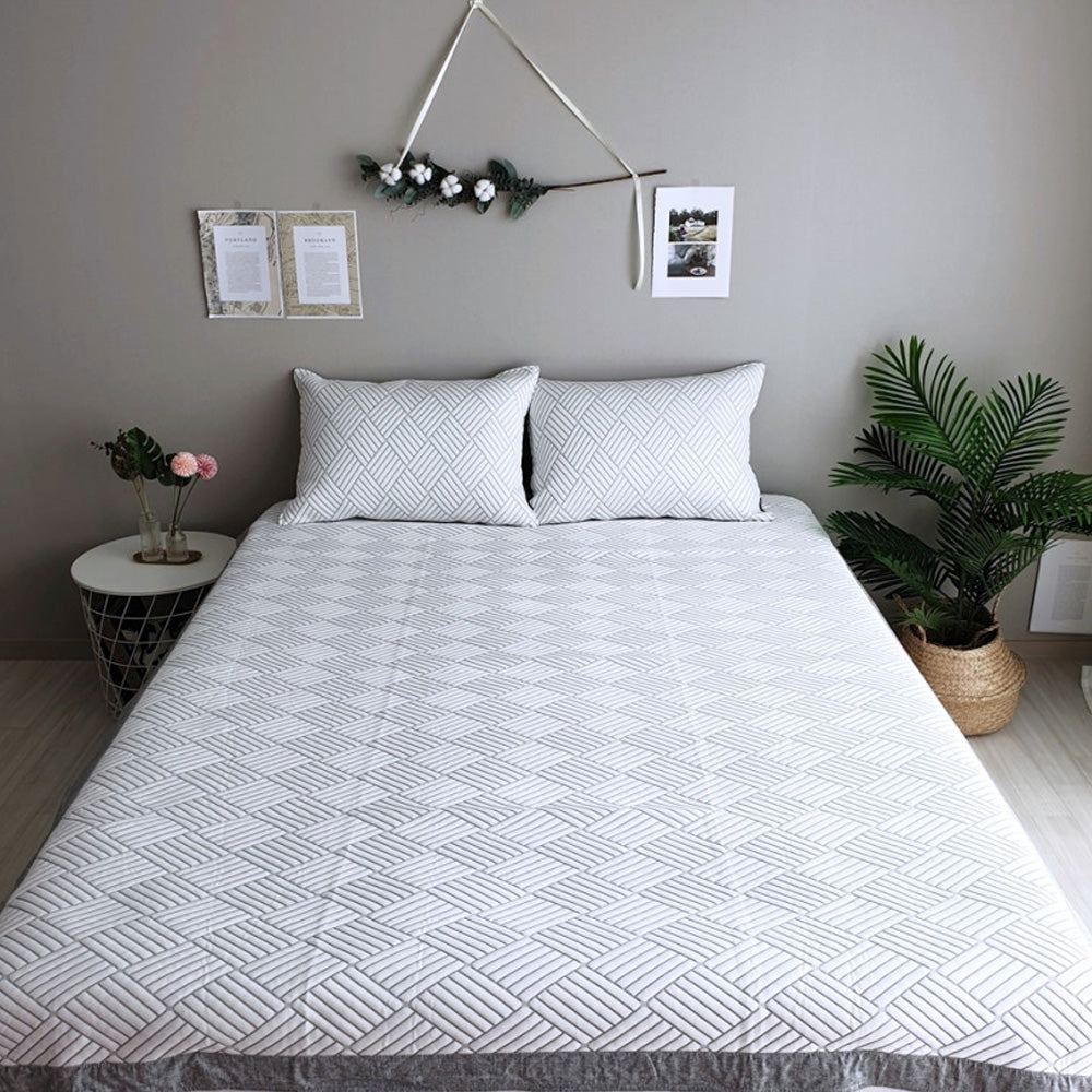 Huvis DURARON Icecell Cooling Mattress Pad – Lightweight Summer Bedding