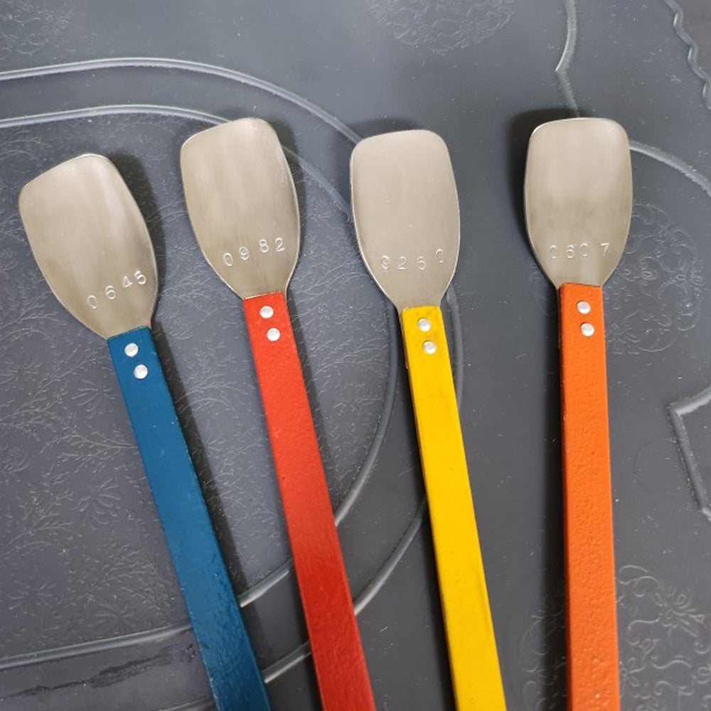 Handmade Korean Utensil by Soungchul Park – Lacquered Wooden Spoon from Cho Eun Sook Gallery