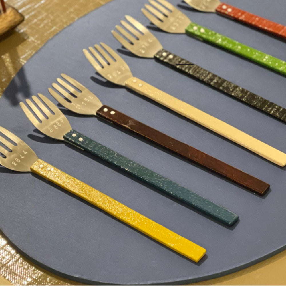 Handmade Korean Utensil by Soung chul Park – Lacquered Wooden Fork from Cho Eun Sook Gallery