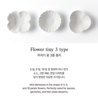 MUJAGI Korean ceramic dinnerware 3-Piece Flower Sauce Dish Set