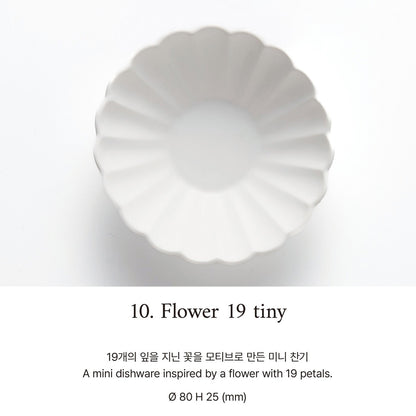 MUJAGI Korean ceramic dinnerware 3-Piece Flower Sauce Dish Set