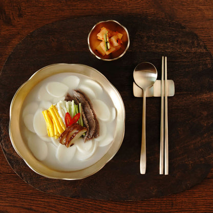 NOTDAM Bangjja Yugi Korean Flatware Set for 4 / Moon Spoon & Chopstick Set with Quilted Pouch