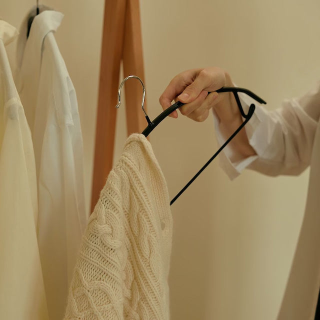 Durable Metal Clothes Hanger with Non-Slip Grip 50 pack