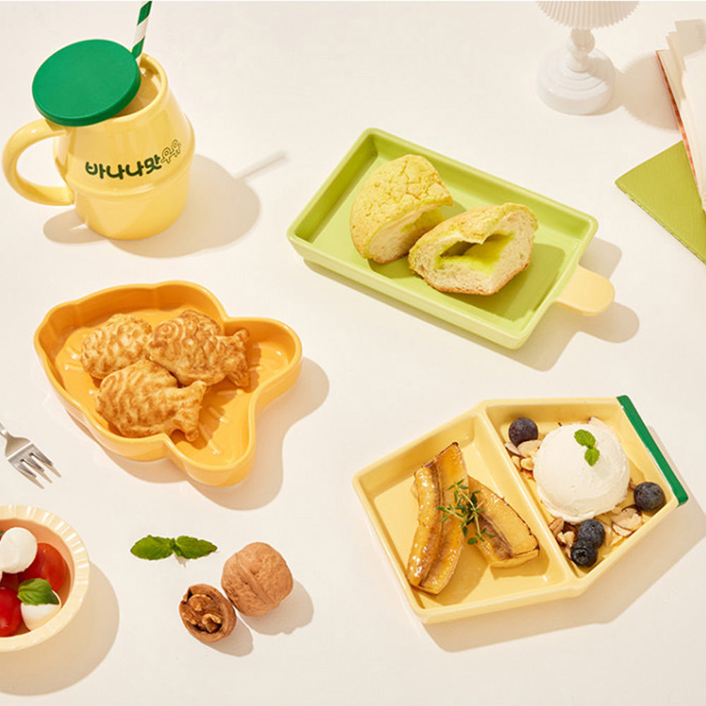 Binggrae ceramic dessert plates arranged with various snacks and desserts